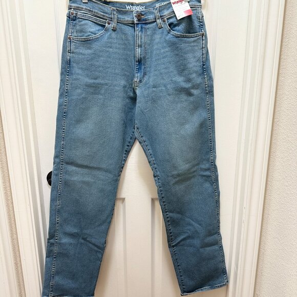 Wrangler Men's Jeans Size 34X34 Blue Free To Stretch Relax Fit Casual Denim NEW - Picture 2 of 16